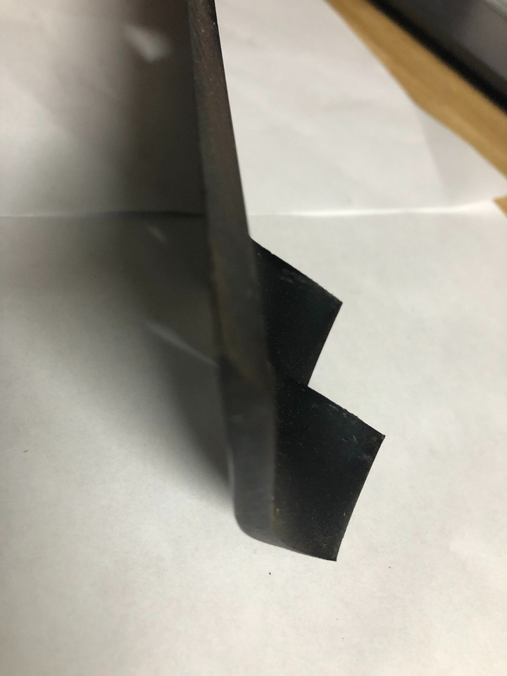 3 Pi&egrave;ces. LAME SUTECH 12-1/8"X3/4"X5/8" SUTECH 2107/10,2107/09