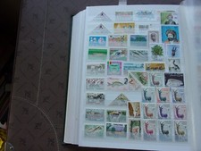 AFRIQUE - lot de timbres (majorités n** MNH) (E10)
