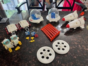 Billy Blastoff Rare 1969 Eldon Edition Space Base Set (Damaged & Missing Pieces)