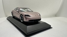 1/43 Minichamps Porsche Taycan Frozen Berry Metaiilc