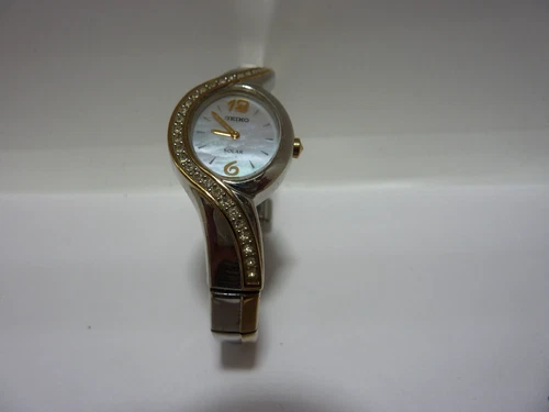 Seiko Solar Watch Women Silver Crystal Bezel Round V115-0AM0 MOVEMENT JAPAN VTG