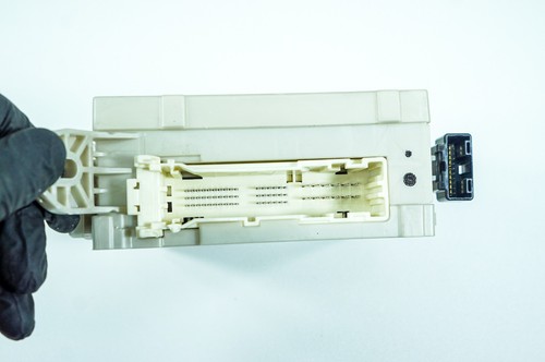 07-12 Lexus LS460 OEM Front Right RH Pass Fuse Box Relay Junction Block 5088 - Picture 11 of 20