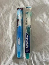 Mentadent 21 ProCare Toothbrush Soft Compact Flexible Handle VINTAGE Lot of 2