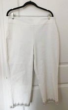 JM COLLECTION - Women's Capris - NWOT