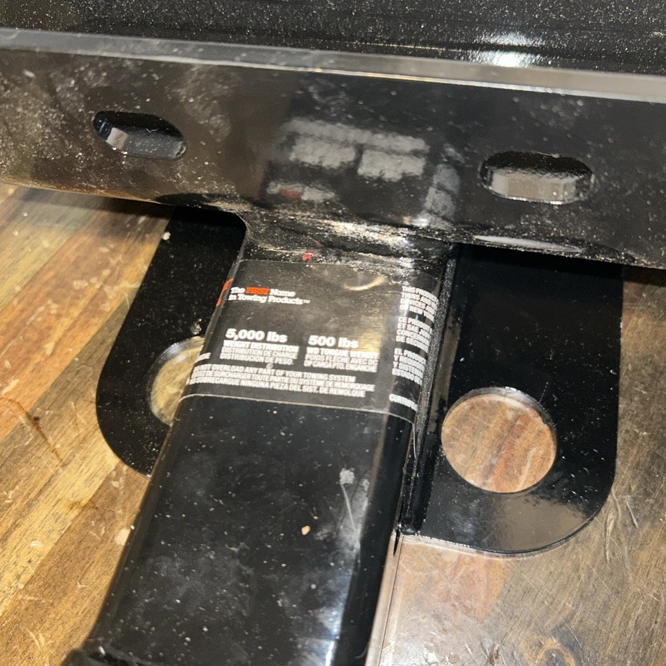 Enganche de remolque receptor Curt Clase 3 acero 2" 13392 para Jeep Wrangler JL Foto 2 de 4