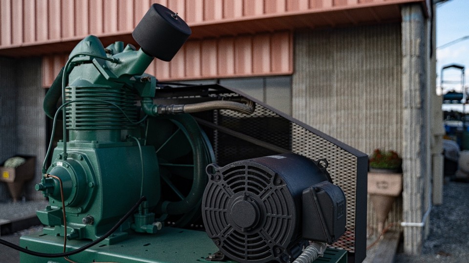 Champion Compressor R40 REFURBISHED Champion Duplex 15 HP (2× R40 Pumps) Air Compressor | eBay