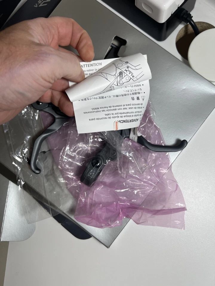 Leve freno a V Shimano XTR BL-M950 NOS vintage anni 90 MTB nuove con scatola con cavi - Immagine 3 di 4