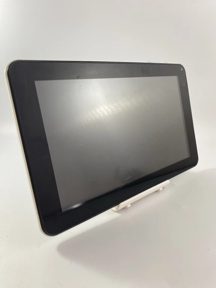 iMedia Blaze 9 White Wi-Fi 16GB 9" 1GB Quad-Core Lightweight Android Tablet #F3 - Image 3 of 4