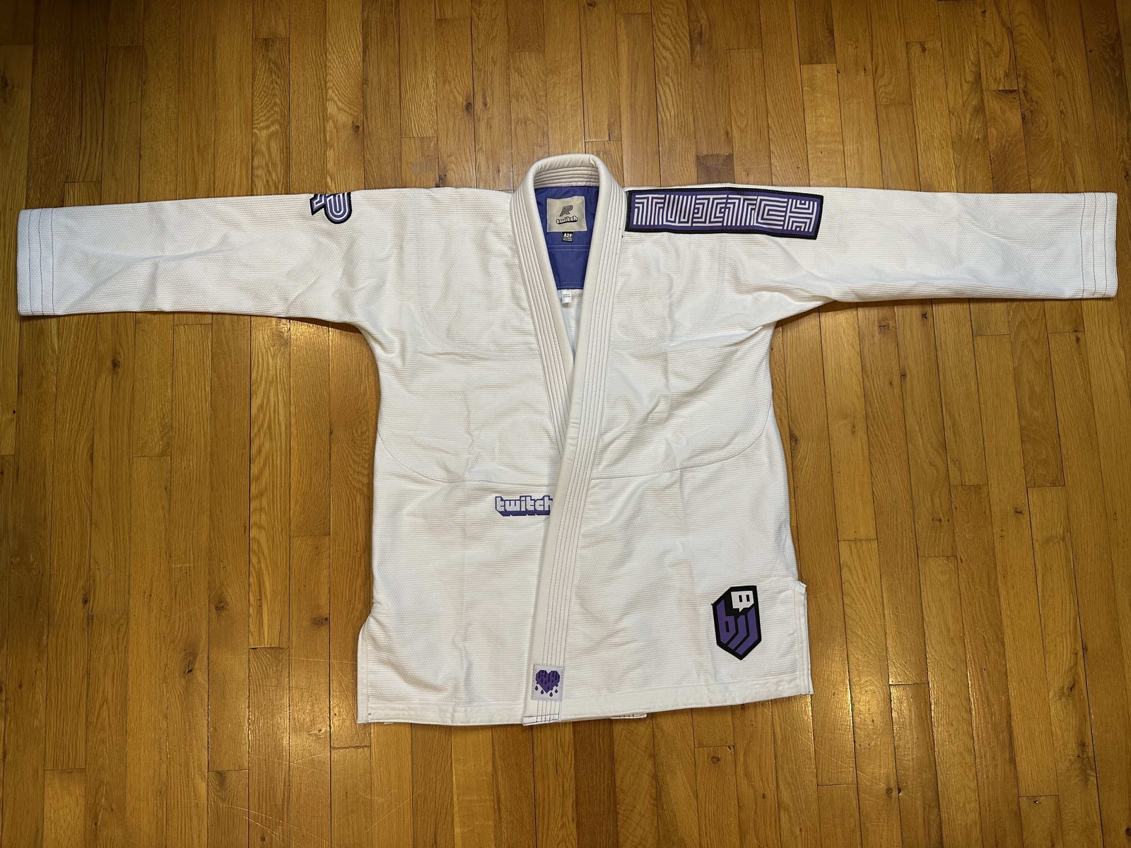 Picture 5 of 23