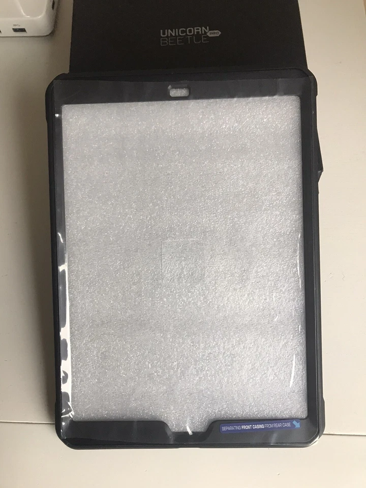 SupCase Unicorn Beetle Pro For iPad pro 9.7"/iPad Air 2/Black with Kick-Stand - Image 2 of 4