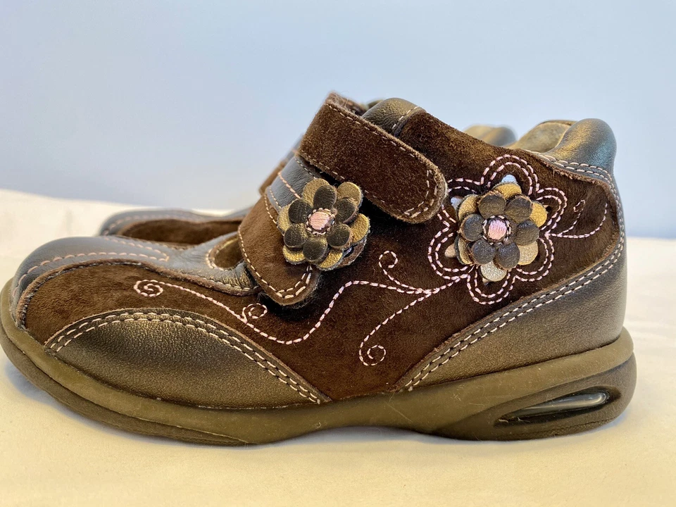 Niñas Talla 9.5 Stride Rite Niño Pequeño Tech Tori Marrón Cuero Zapatos Botas Foto 3 de 4