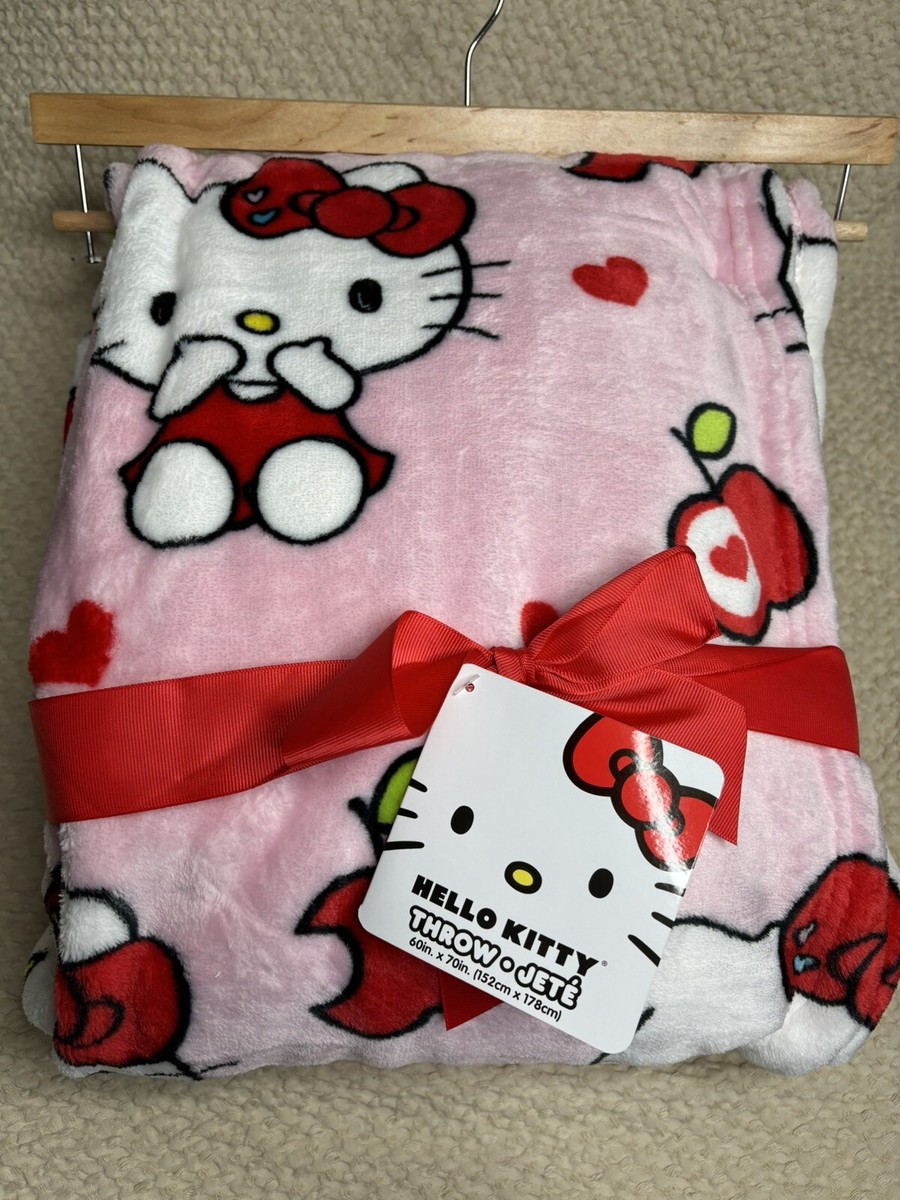 Zumba ズンバ X HELLO KITTY FRIENDS BLANKET Amazon.com: Sanrio Hello Kitty and Friends Oversized Sherpa