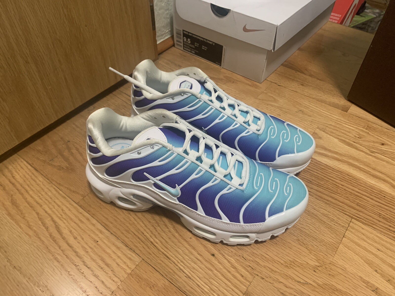 sneakers nike air max plus tn se bleached aqua