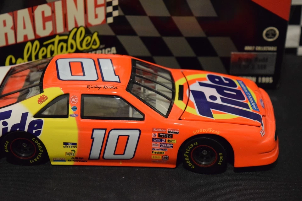 1995 Racing Collectables Рики Радд No10 TIDE Thunderbird масштаб 1:24 1 из 2508 - Изображение 4 из 4