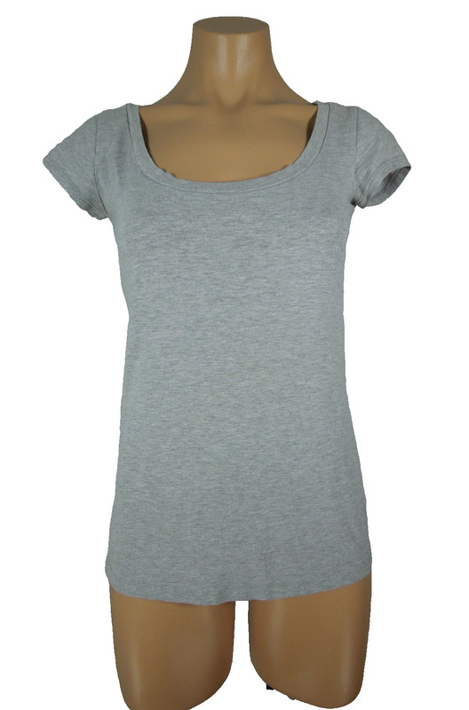 PITAYA Gray L LARGE Scoop Neck Tee Juniors