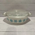 Vintage Pyrex Oval Casserole Dish w/Lid 045 White w/Turquoise Snowflake 2 1/2 Qt