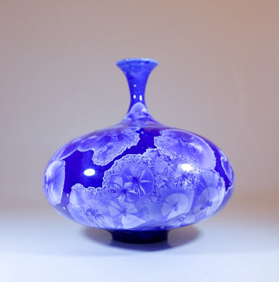 Jarrón de cerámica azul Isak Isaksson esmalte cristalino artista contemporáneo Foto 3 de 4