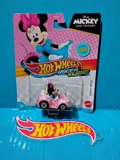 2025 HOT WHEELS NEW RACER VERSE MINNIE MOUSE DISNEY MICKEY MOUSE AND FRIENDS