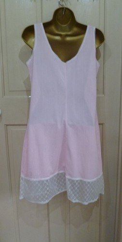VINTAGE STYLE PRETTY PINK NYLON SHORT FULL SLIP PRETTY LACE SZ 12-14 - Picture 5 of 5