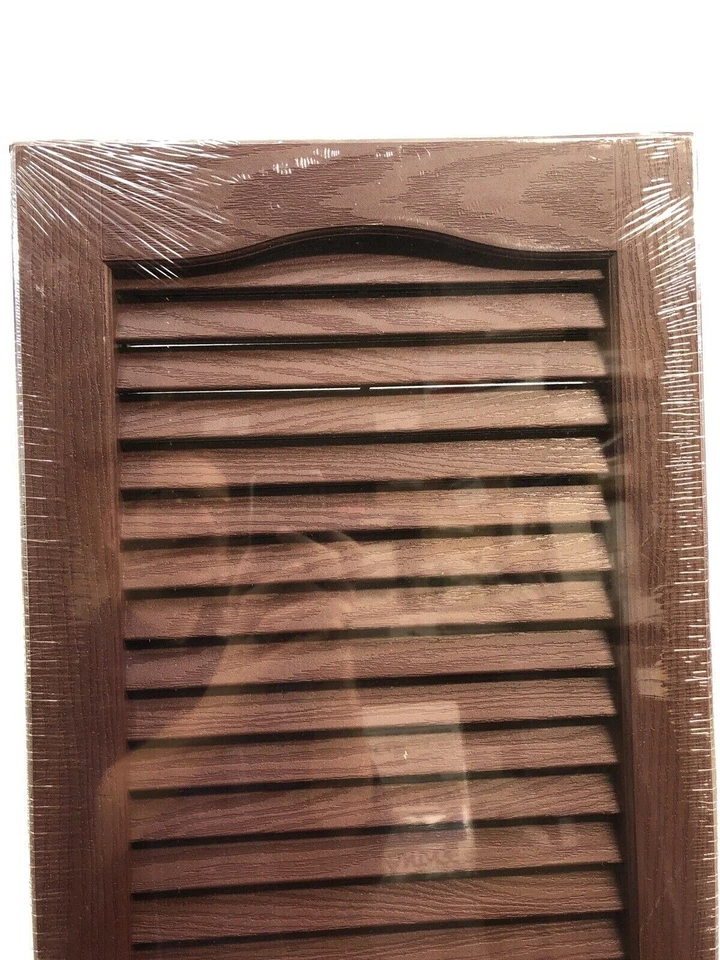 Paquete de 2 persianas exteriores de vinilo con persianas Vantage Cranberry 1114063989 14" x 63" Foto 3 de 3