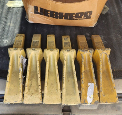 Liebherr Bucket Teeth Tooth 31106 6397 606-15-06 65057 MV 796 7403195