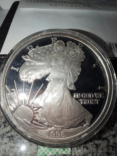 1998 US Liberty One Troy Pound 1lb .999 Silver Proof Eagle Coin. 021210
