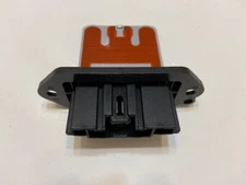 R084 New HVAC Blower Motor Resistor OEM# BBM461B15