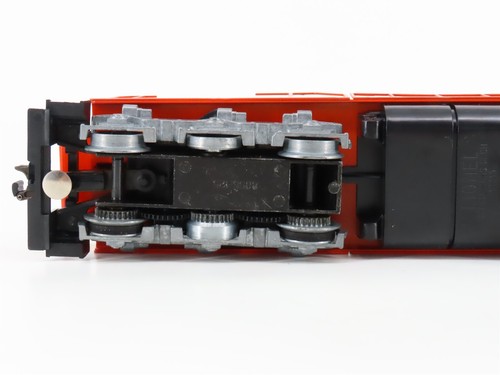 O Gauge 3-Rail Lionel Chessie System Royal Limited Diesel Freight 7-Piece Set - Picture 13 of 16