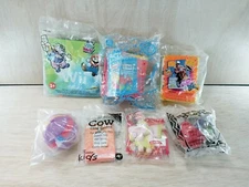 Mixed Lot of 7 Fast Food Toys Wendys Subway Chik-fil-a