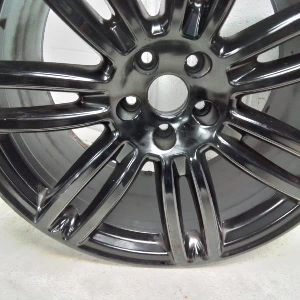 Maserati Quattroporte 2017 Rear Wheel P/N 670016860