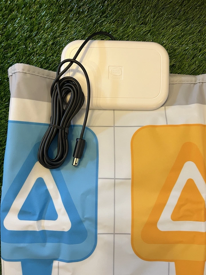 Nintendo Wii Dance Dance Revolution DDR Alfombrilla de Baile con Cable Almohadilla Bandai Namco Probada Foto 2 de 4