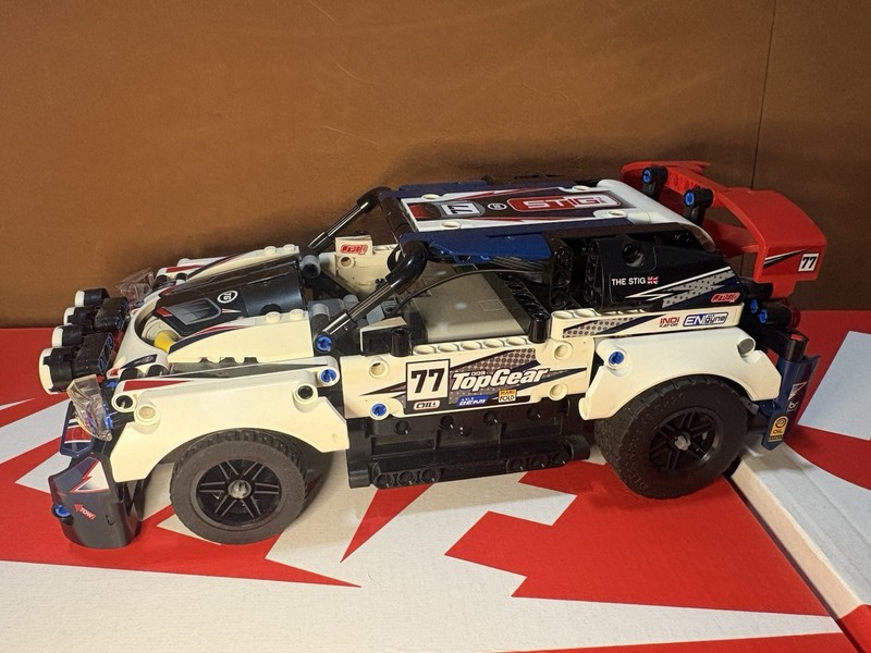 LEGO TECHNIC: App-Controlled Top Gear Rally Car (42109)