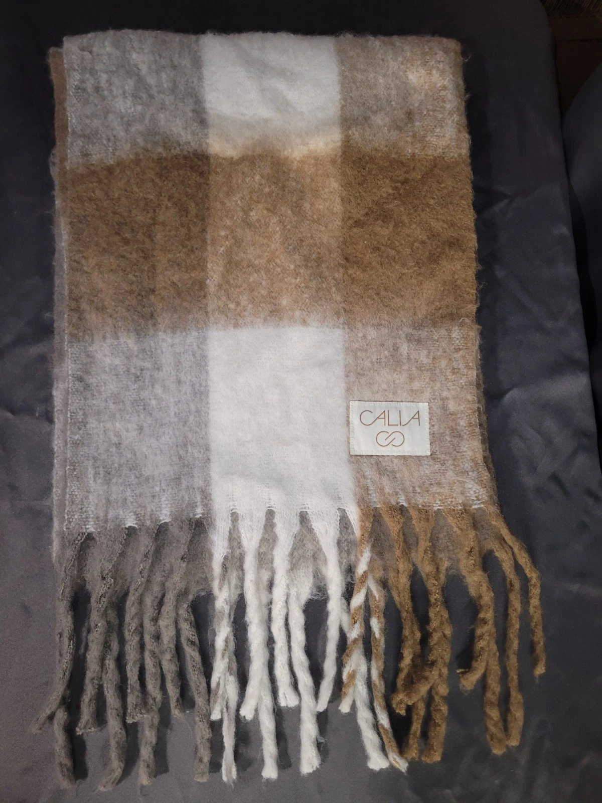 CALIA Luxe Wool Scarf Carrie Underwood Plaid Tan Brown Outdoor Winter
Opens in a new window or tab