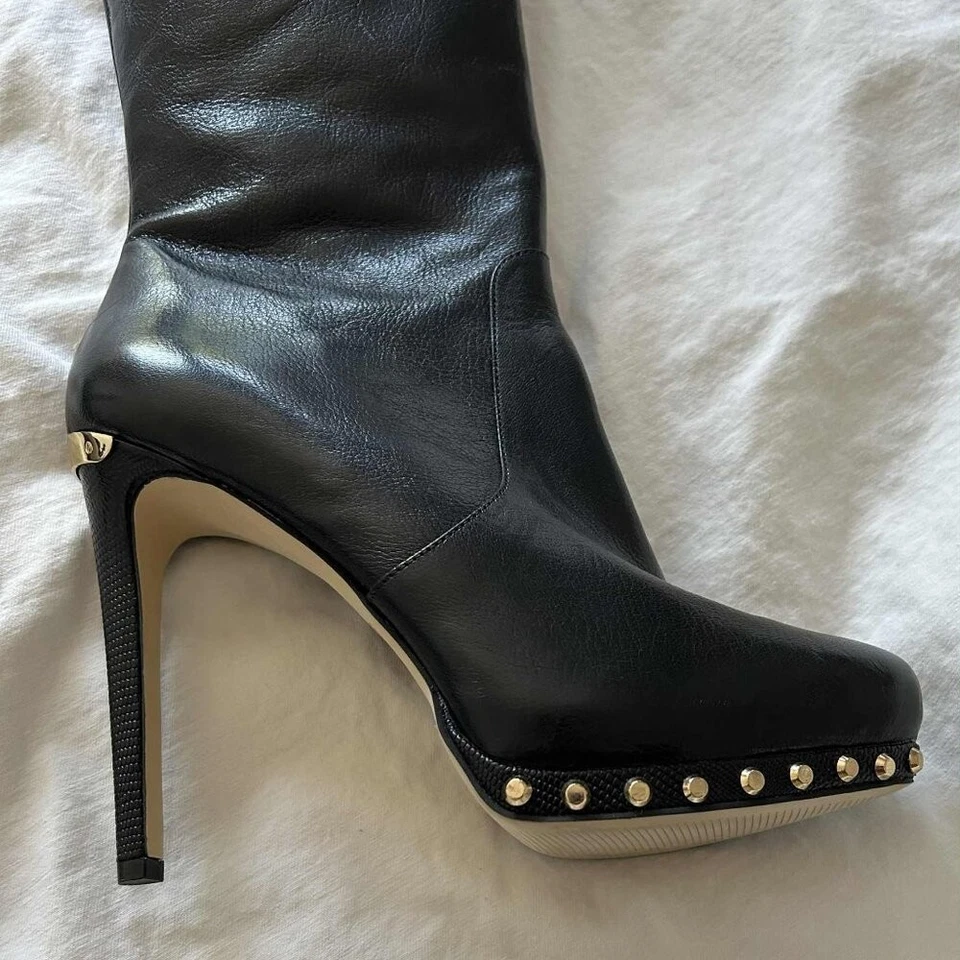 Botas de aguja Michael Kors de cuero negro con plataforma tachonada hasta la rodilla nuevas sin caja - EE. UU. 9 Foto 4 de 4
