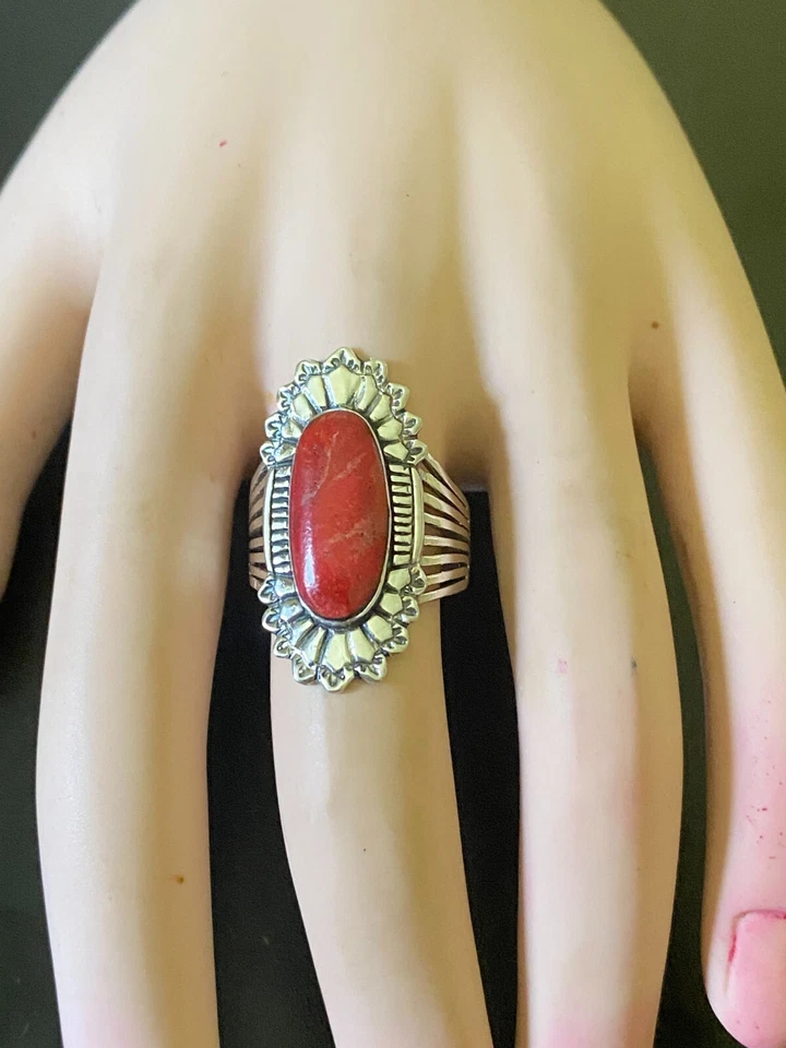 STERLING SILVER 925 OVAL RING SIZE 9 WITH OVAL RED CORAL GEMSTONE 6.2 GRAMS - Image 2 of 4
