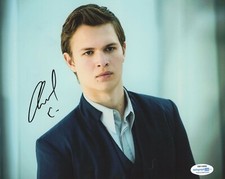 Ansel Elgort Divergent Autographed Signed 8x10 Photo ACOA