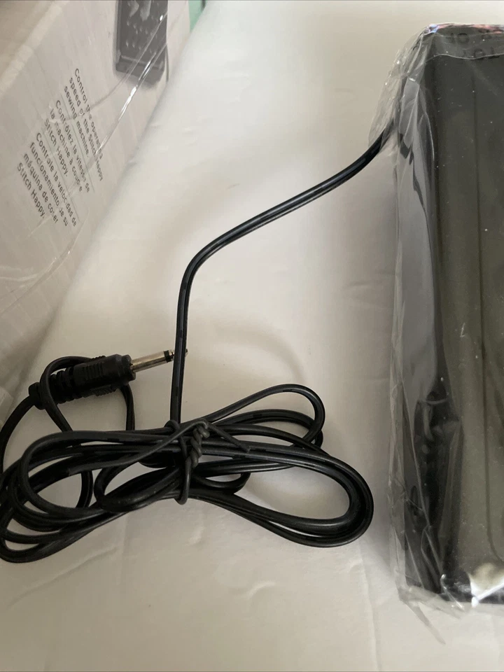 Stitch Happy Machine We R Memory Keepers PRESSURE SENSIT Compression Foot Pedal - Image 3 of 4