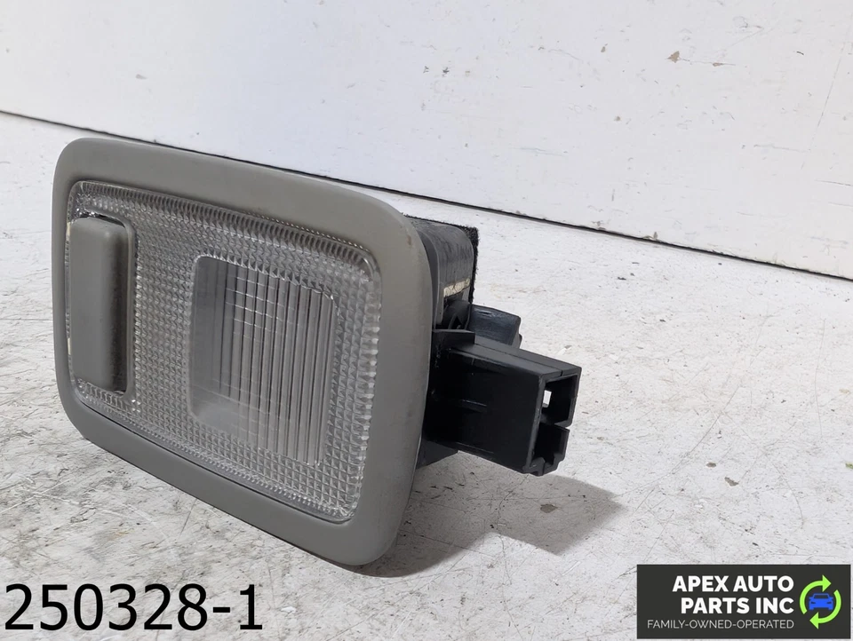 OEM 2007-2012 Hyundai Veracruz 3.8L INTERIOR LIGHT LAMP - Image 3 of 4