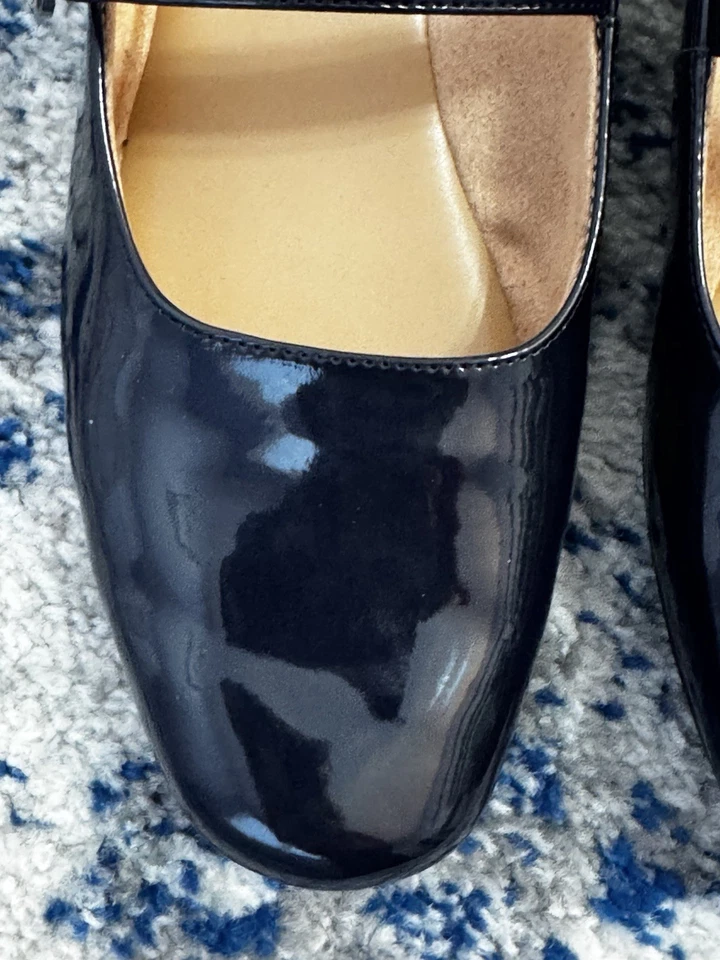 Zapatos de mujer Naturalizer Kelly Mary Jane azul marino imitación charol talla 8,5 Foto 4 de 4