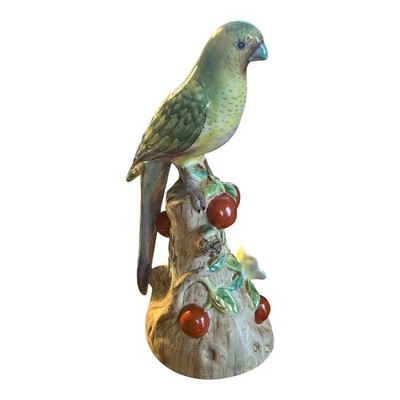 Beautiful Vintage Andrea By Sadek Parrot/Parakeet Figurine 9.5'' Tall x 4'' Wide