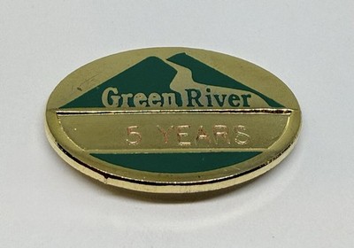 Green River College Auburn 5 Years Employee Service Award Lapel Pin (6B)