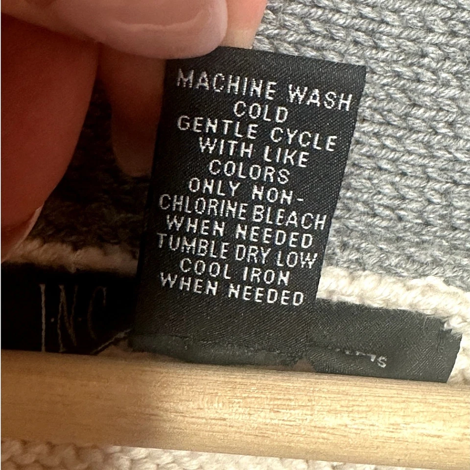 I.N.C Grey Ivory 2 Tone V-Neck Cotton Knit Cardigan Sweater Men's Size L - Image 4 of 4