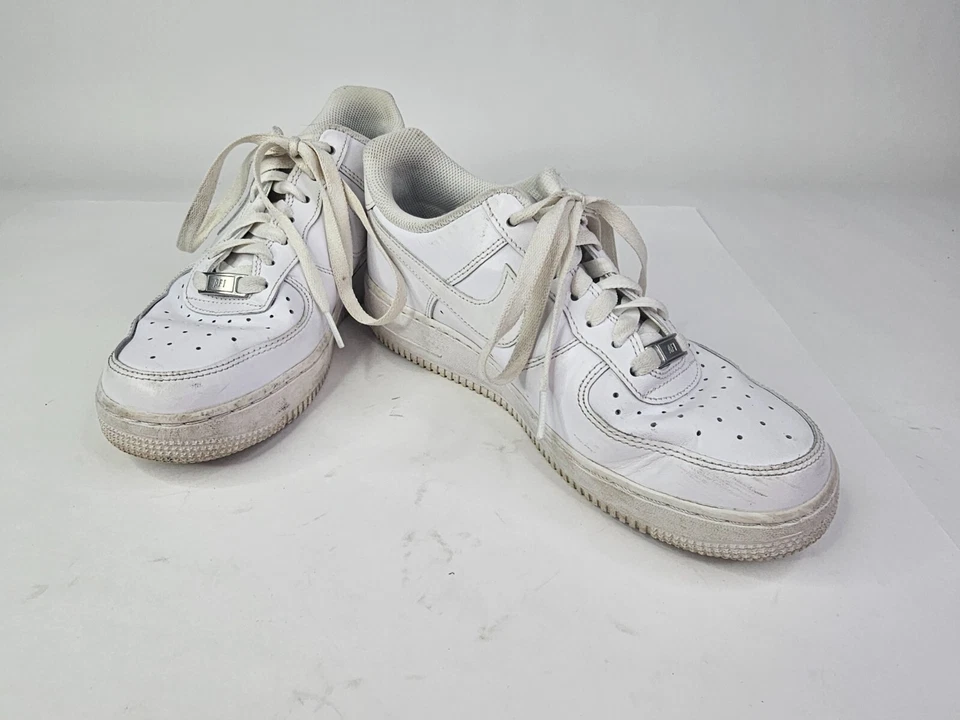 Nike Air Force 1 Bajo Triple Blanco Zapatos Tenis 315115-112 Para Mujer Talla 8 Foto 2 de 4