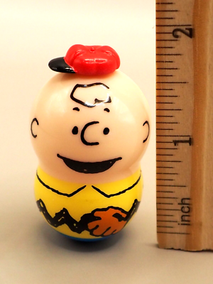 2点セット　レッサーパンダくうん♡PEANUTS CLUB 昭和レトロ Charlie Brow Snoopy Bandai Coo'nuts Coonuts Figure Toy Balance