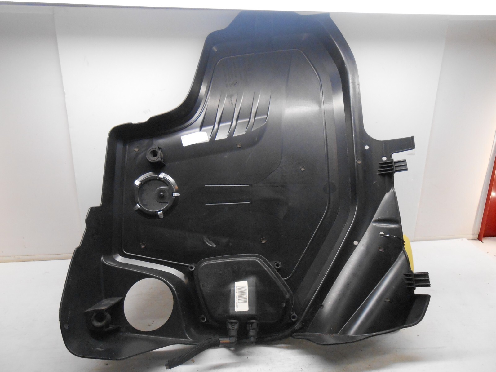 BMW 3 Series Plastic Top Engine Cover Planel OEM 11127604564 