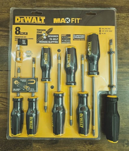 DEWALT DWHT62058 Max Fit 8 Pc. Screwdriver Set