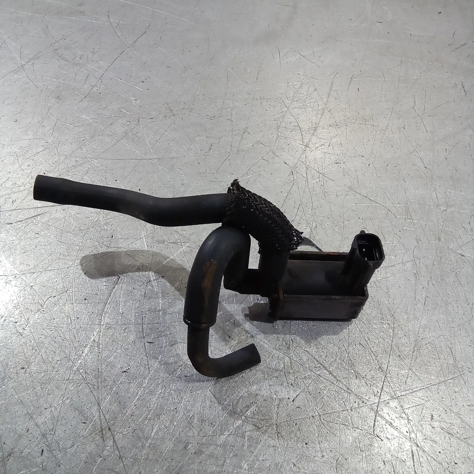 Subaru Impreza Newage 2004-2007 Air Vacuum Purge Solenoid Valve & Pipes - Image 3 of 4