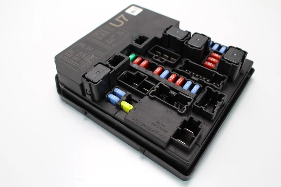 Nissan Sentra 2013 caja de fusibles relé fuente de alimentación OEM, 284B7 1 KM0B Foto 4 de 4