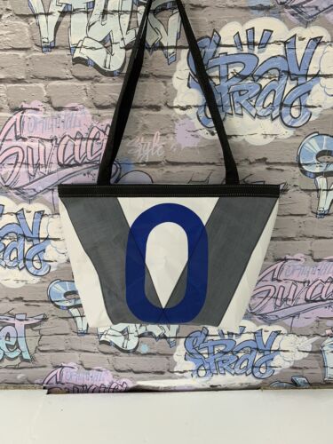 Recycle SAILS Tote bag made from recycled material ideal for weekend away - Picture 1 of 6
