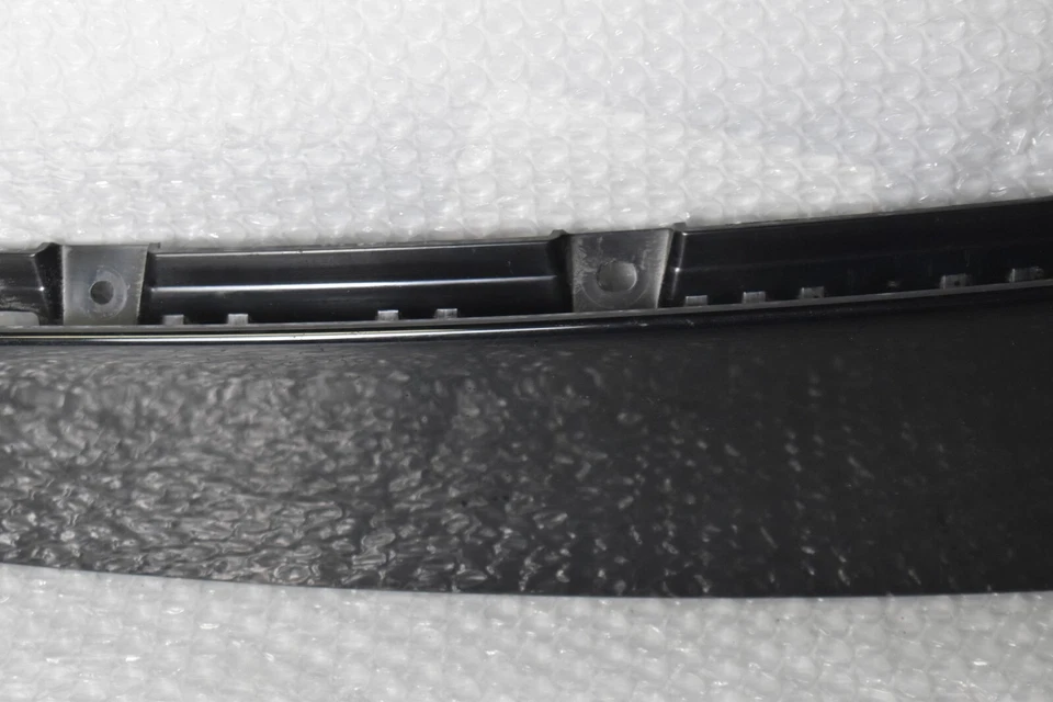 LINCOLN MKZ VENTANA TRASERA DERECHA PILAR MOLDURA 2013-2016 OEM DP53-F20898 Foto 3 de 4